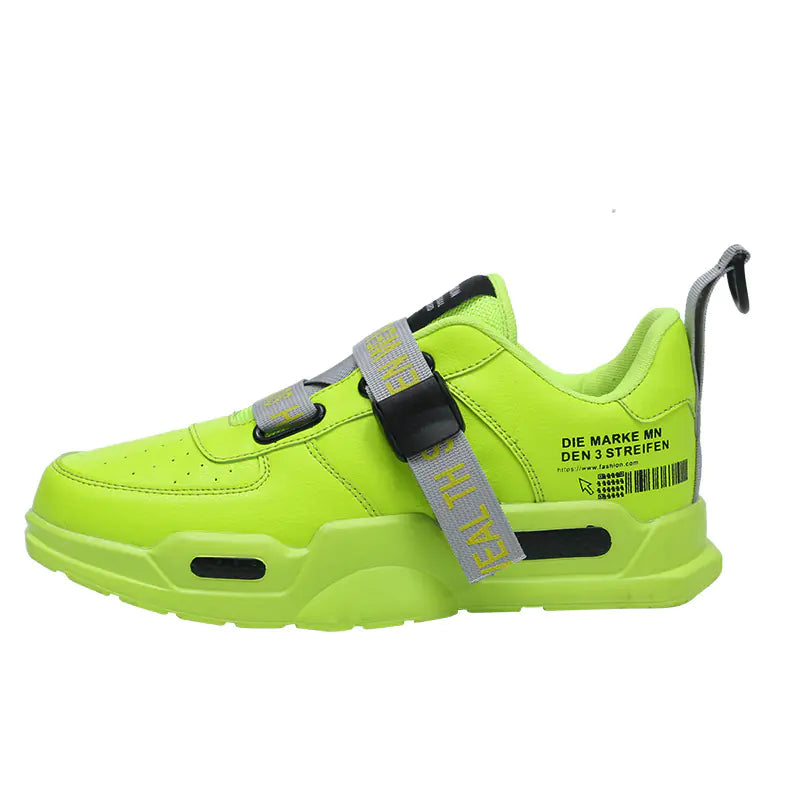 2019 Men’s Sport Casual Shoes in Fluorescent Green